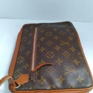🎁Authentic Louis Vuitton Vintage Monogram Wristlet / Pouch / Clutch